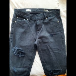 Gap 27 regular black distressed girlfriend jeans